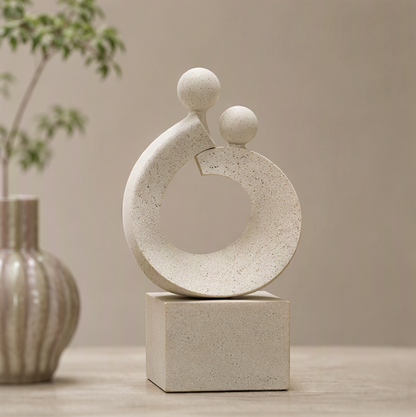 Circle Embrace Couple Sculpture | SIVAWNELL